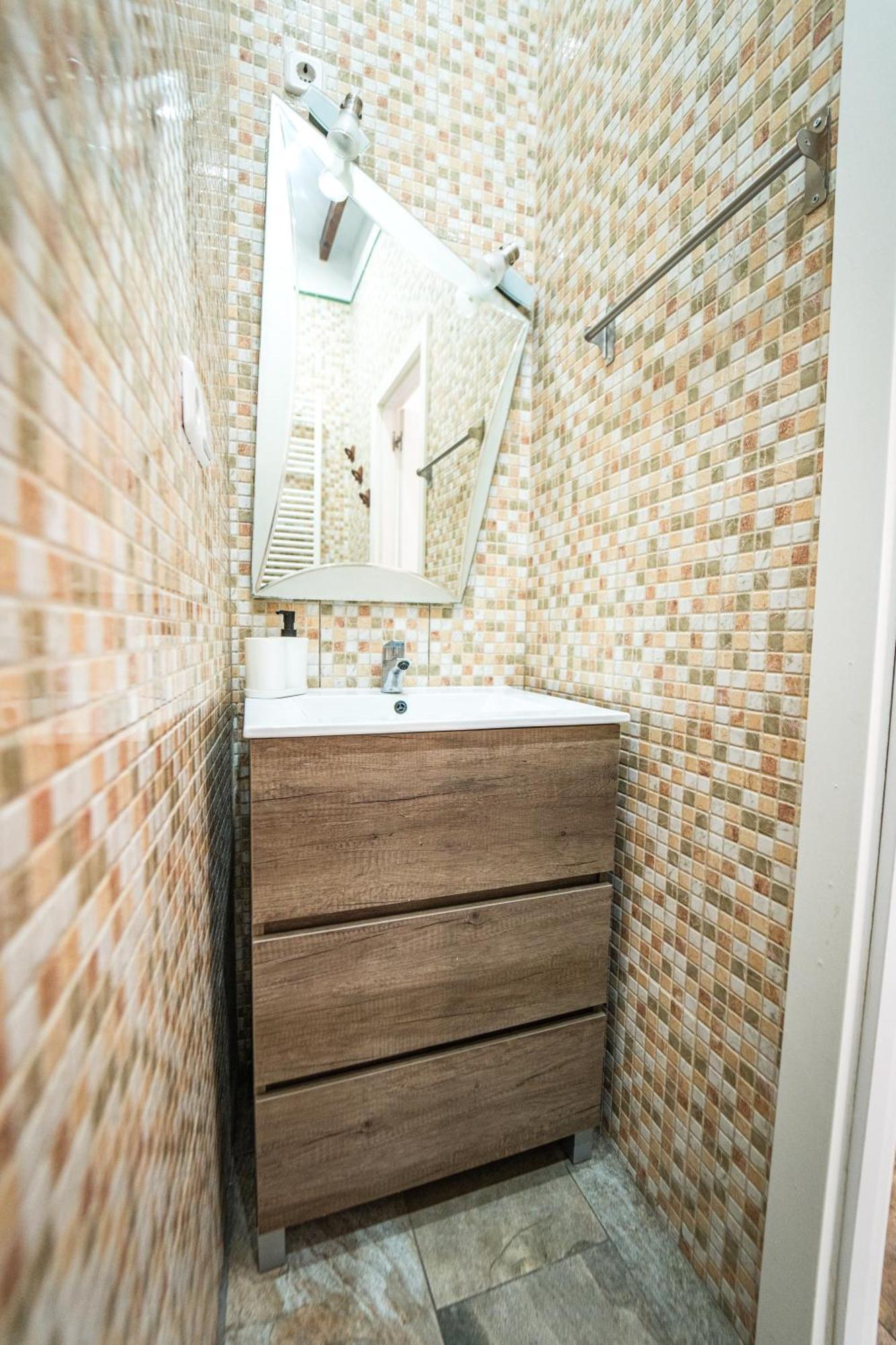 Centrico Atico En Madrid By Bebalmy Apartment Ngoại thất bức ảnh